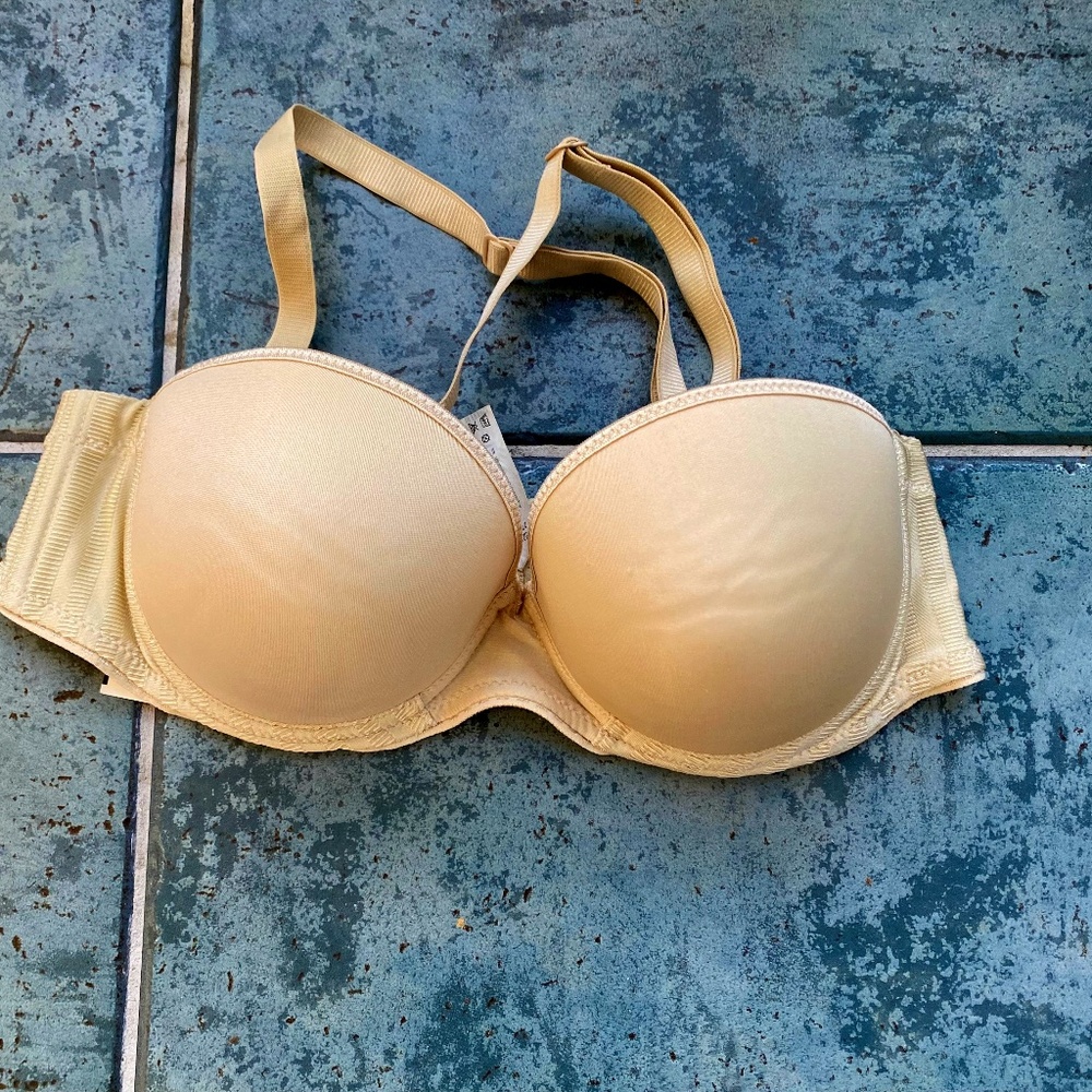 Chantelle Push Up Bra NWT